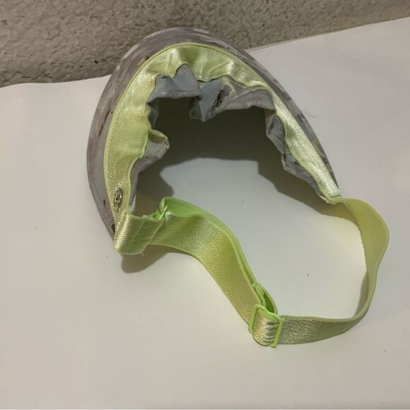 Lululemon Fast Paced Wide Band Running Visor Blissful - Picture 10 of 16